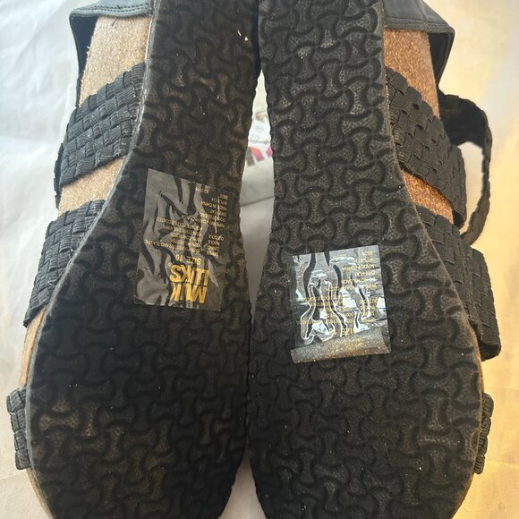 NWT Muk Luks Black Espadrille Sandals - Picture 7 of 8